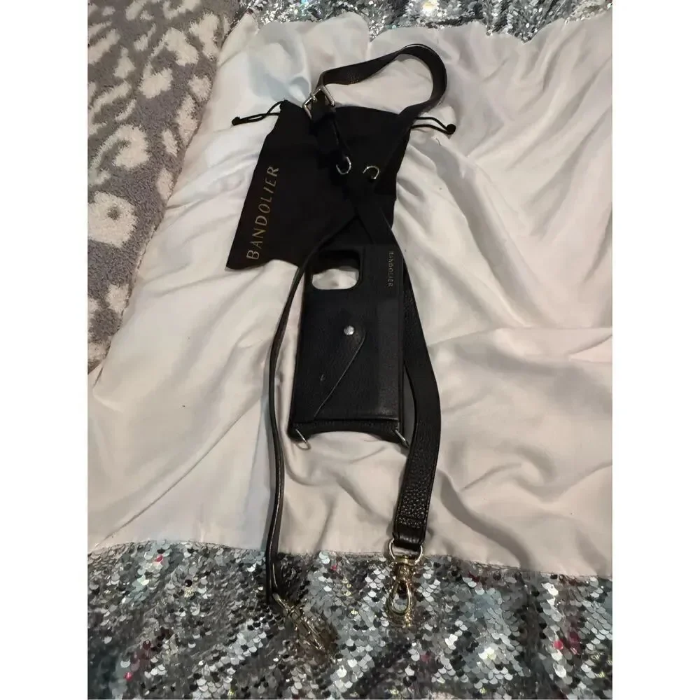Bandolier crossbody twin 1l” black leather strap +iPhone 15 pro max wallet case